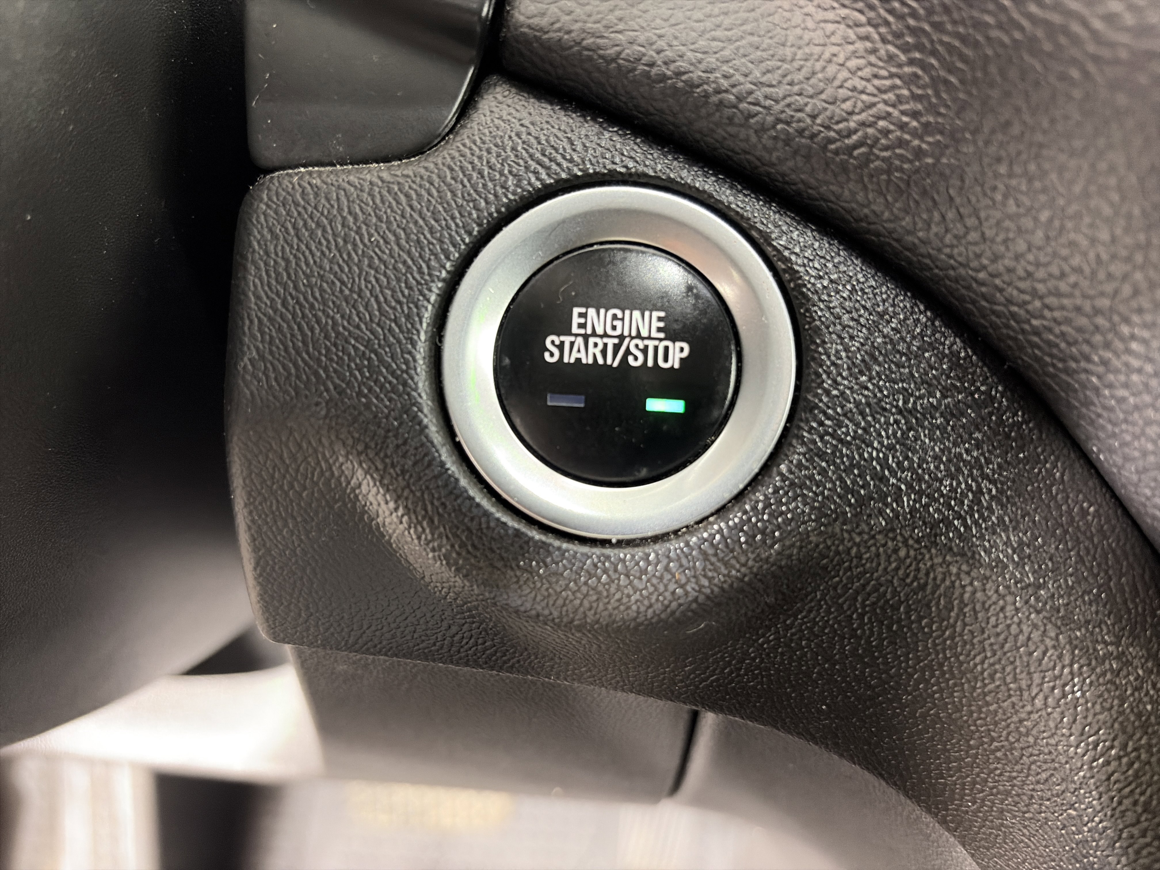 Used 2023 Chevrolet Equinox LT image 27