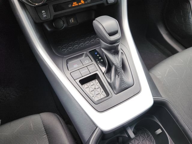 Certified 2024 Toyota RAV4 XLE w/ Convenience Package FWD image 19