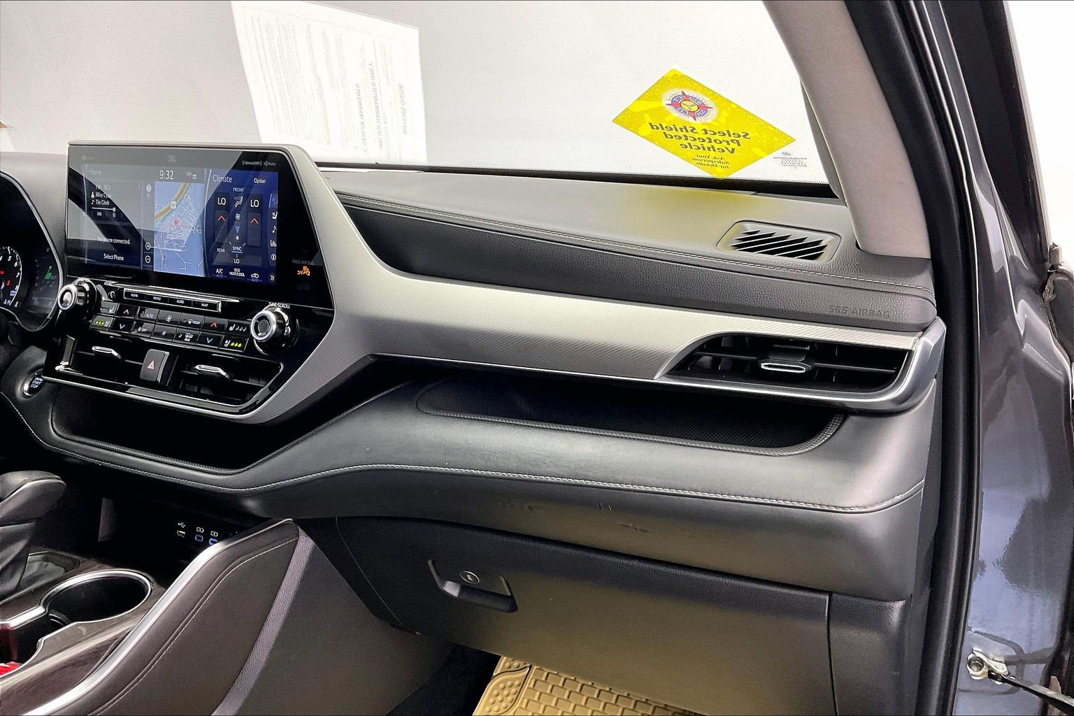 Used 2022 Toyota Highlander Platinum FWD image 16