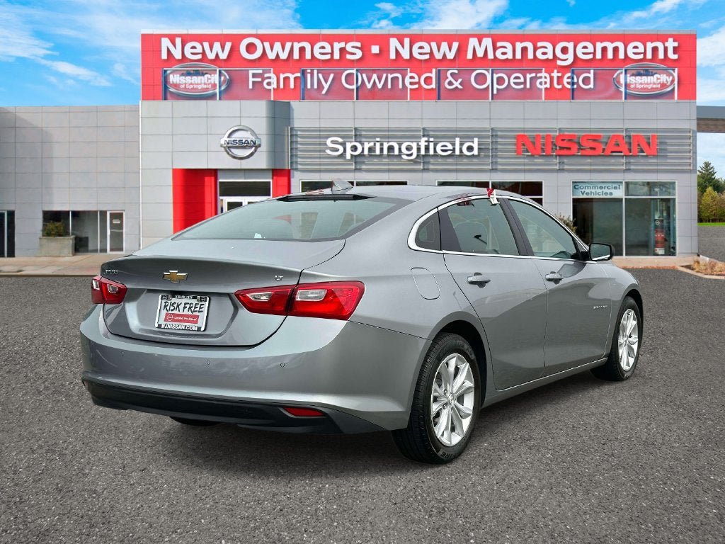 Used 2024 Chevrolet Malibu LT FWD image 5