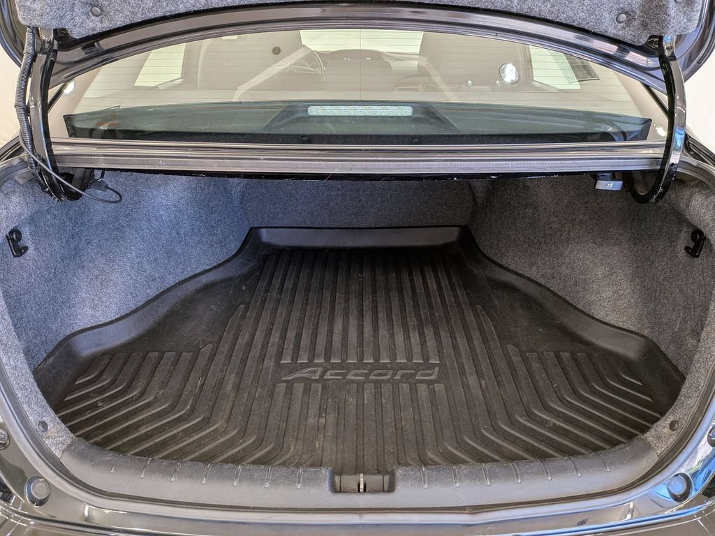 Used 2015 Honda Accord EX-L image 30