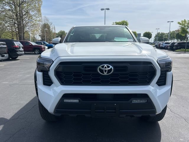 Used 2024 Toyota Tacoma TRD Off-Road AWD/4WD image 2