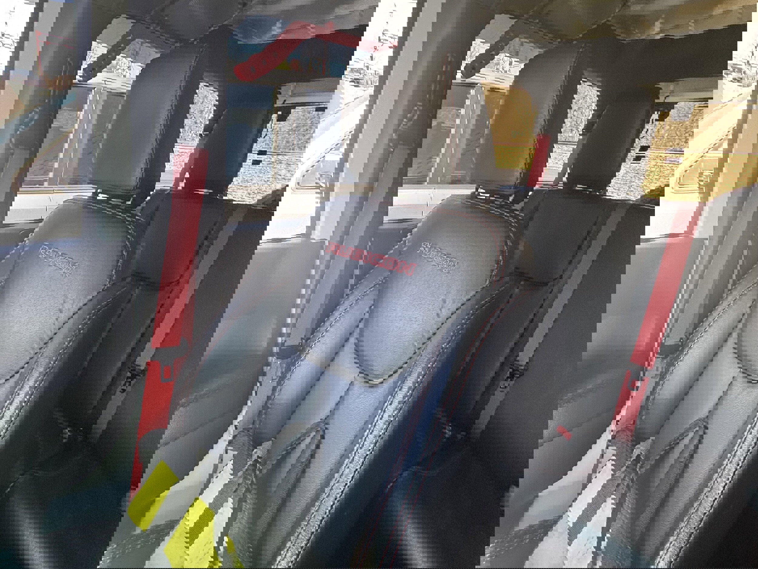 Used 2018 Jeep Wrangler Unlimited Rubicon image 12