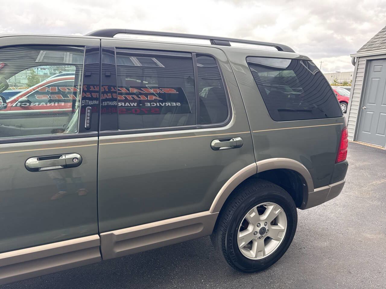 Used 2004 Ford Explorer Eddie Bauer AWD/4WD image 5