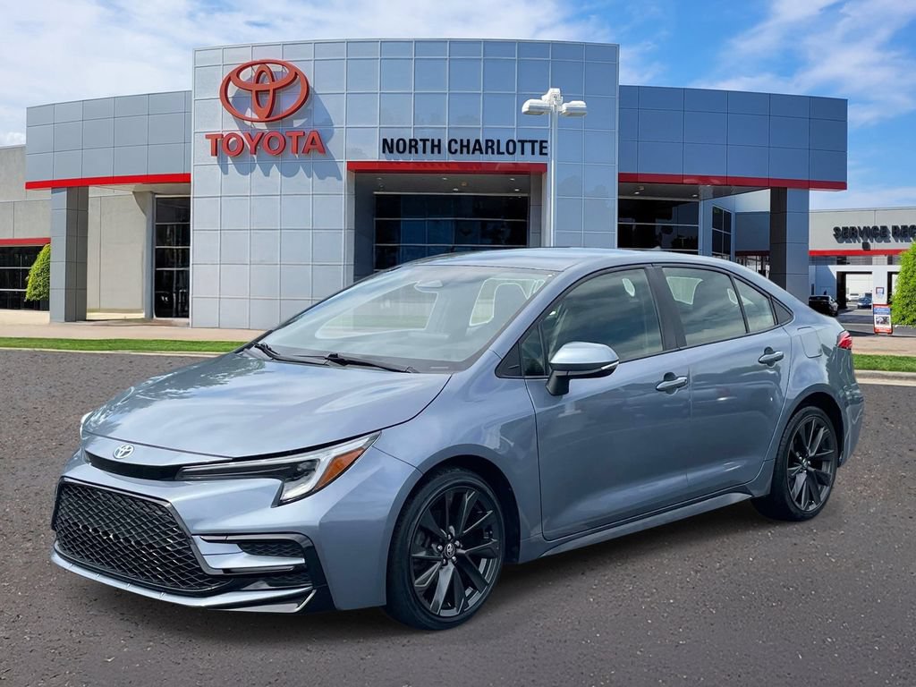 Used 2023 Toyota Corolla SE FWD image 4