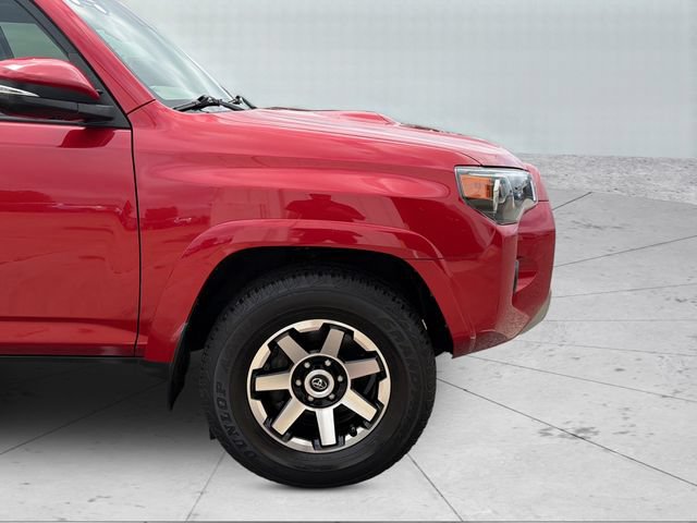Used 2021 Toyota 4Runner TRD Off-Road Premium w/ Moonroof Package AWD/4WD image 33