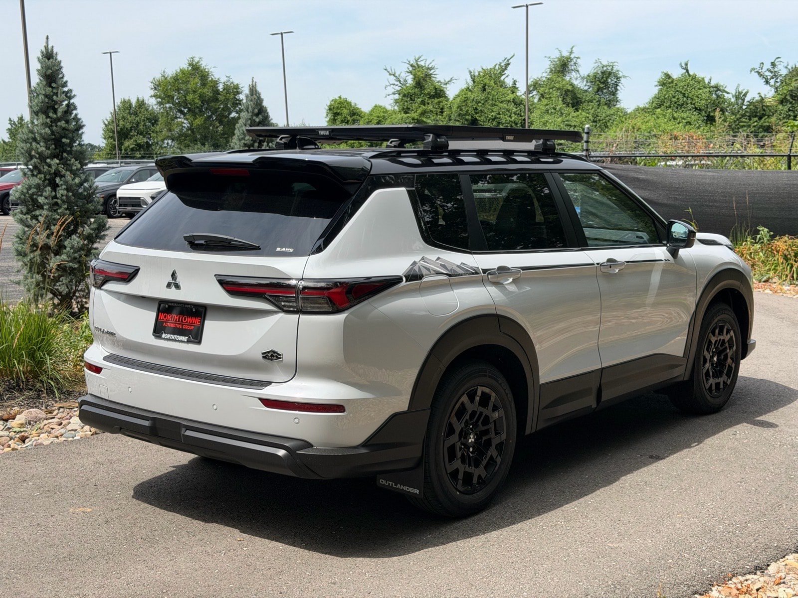 New 2026 Mitsubishi Outlander AWD image 5