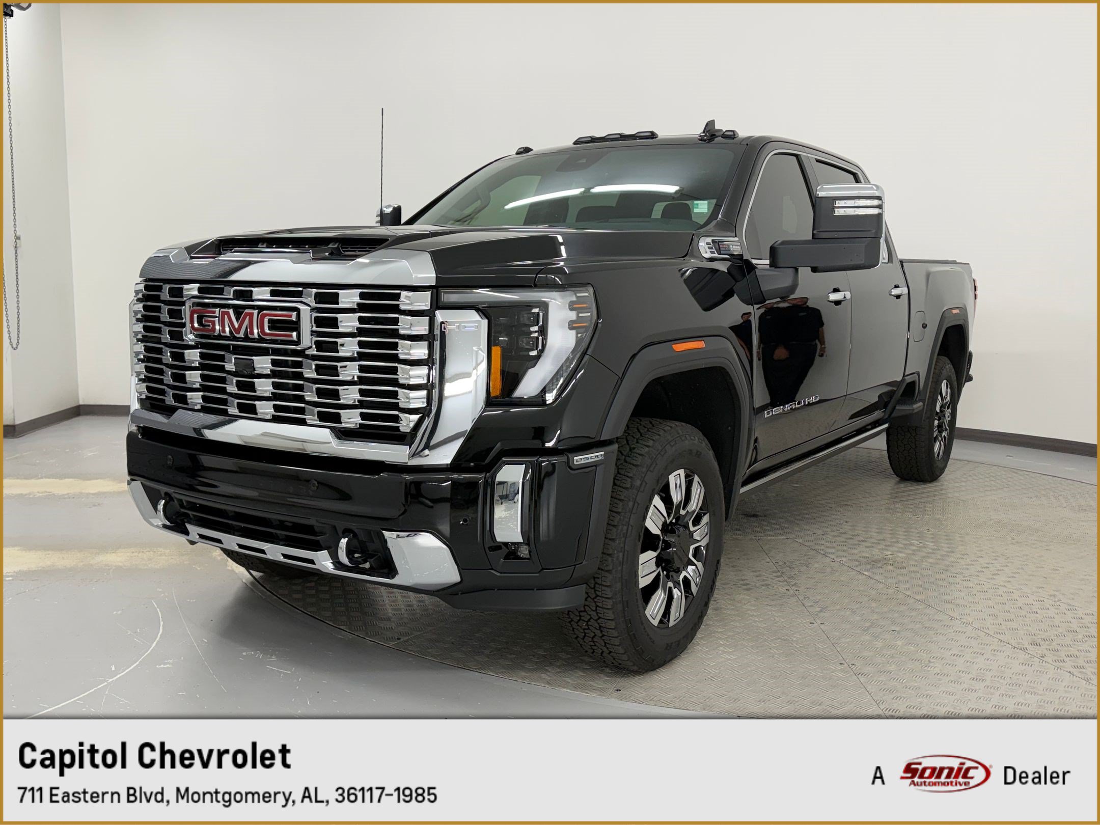 Used 2026 GMC Sierra 2500 Denali w/ Denali Reserve Package AWD/4WD image 1