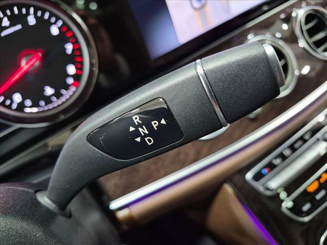 Used 2019 Mercedes-Benz E 300 image 12