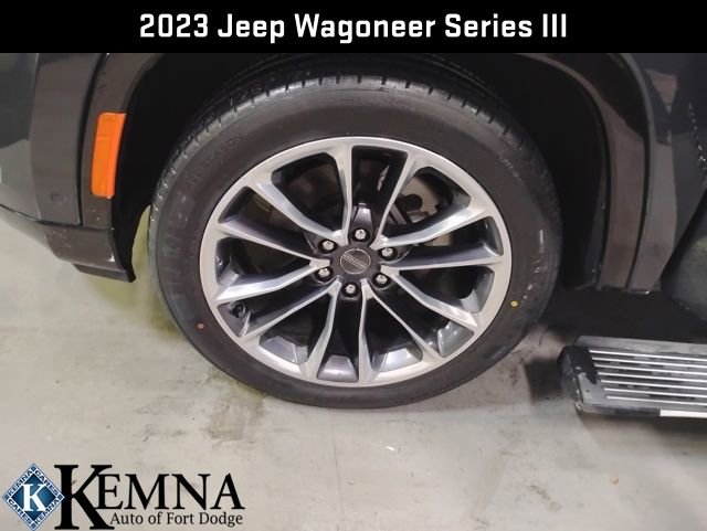 Used 2023 Jeep Wagoneer Series III w/ Premium Group I image 28