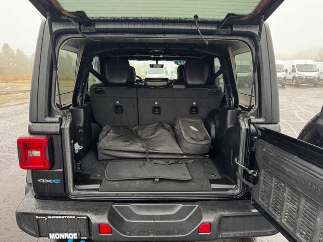 Certified 2022 Jeep Wrangler Unlimited Sahara w/ Cold Weather Group image 17