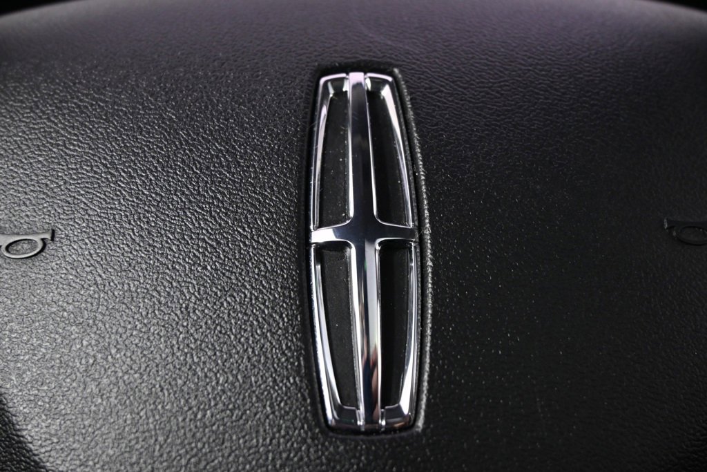 New 2025 Lincoln Corsair Reserve w/ Jet Appearance Package image 33