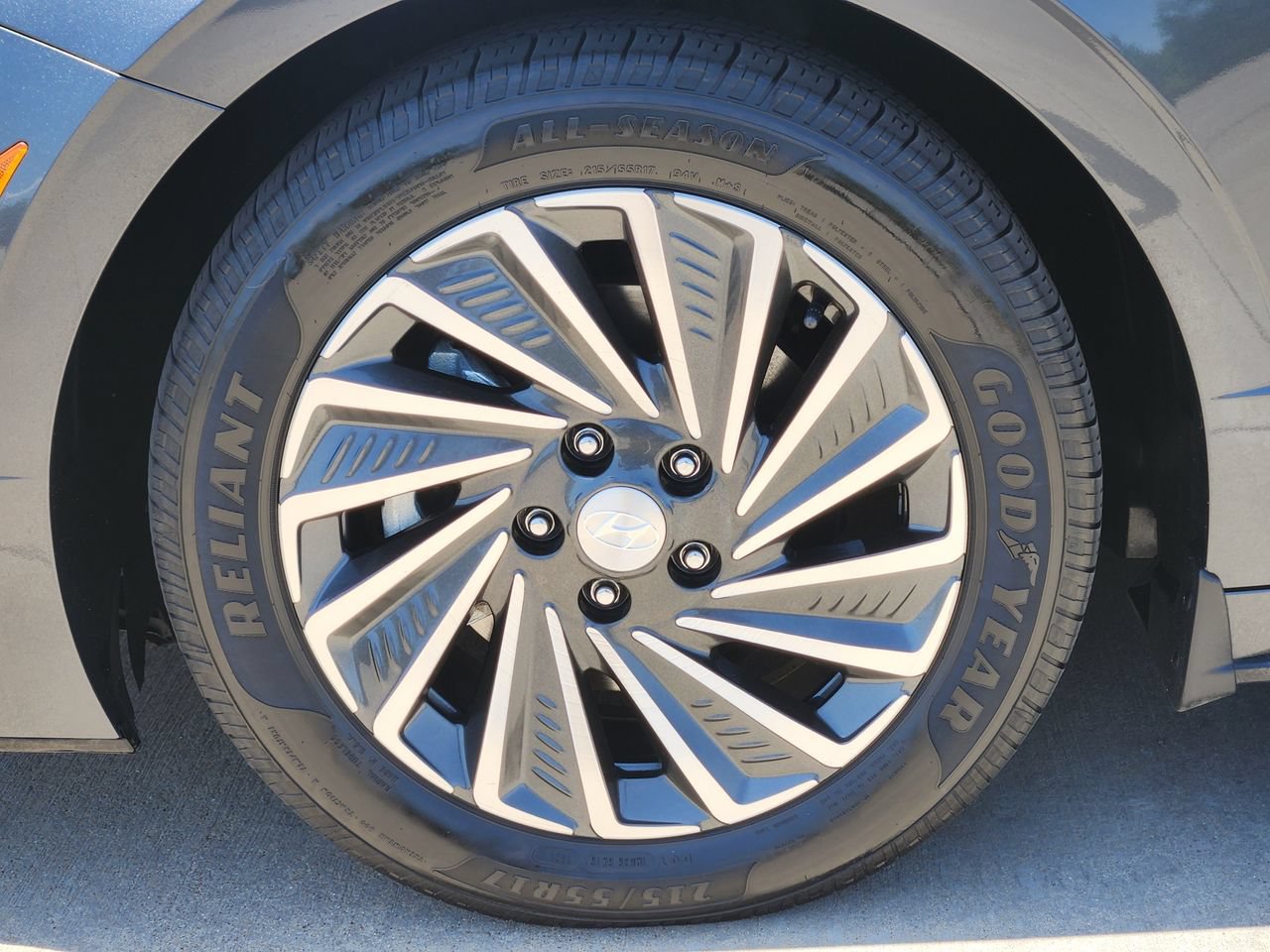 Used 2023 Hyundai Sonata SEL w/ Cargo Package FWD image 7