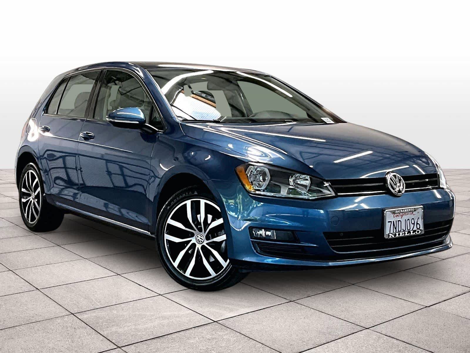 Used 2016 Volkswagen Golf SE FWD image 2