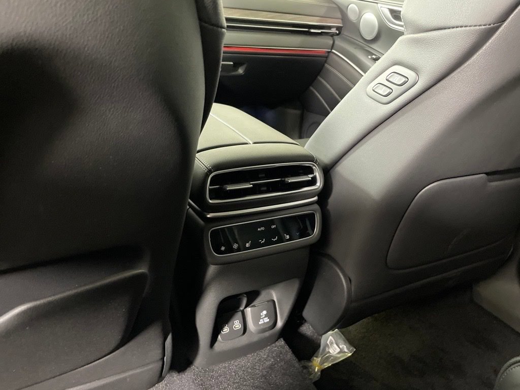 New 2026 Genesis GV80 2.5T Prestige AWD/4WD image 25