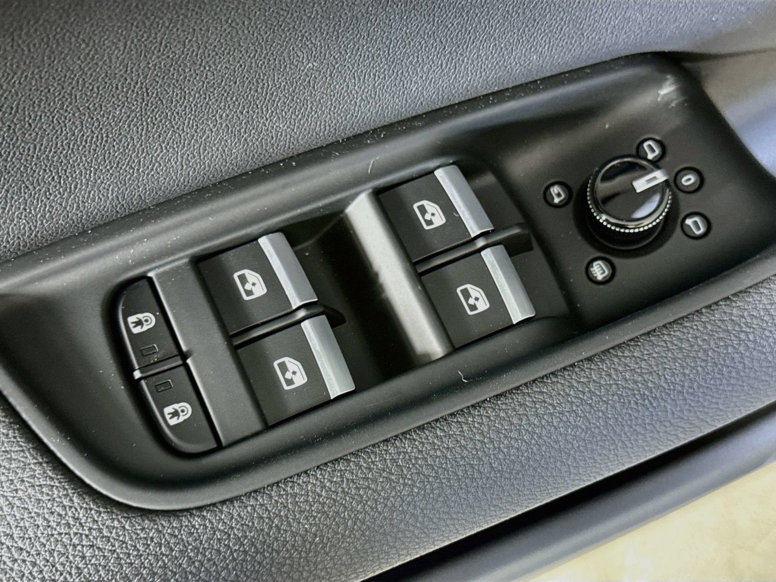 New 2026 Audi Q7 3.0T Premium AWD/4WD image 18