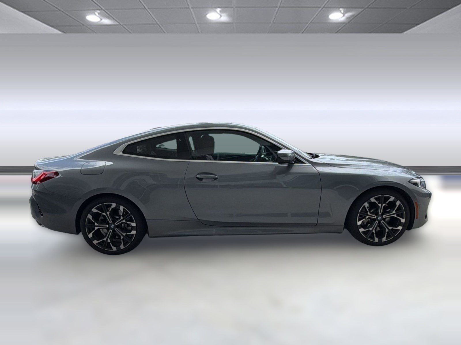 Used 2026 BMW 430i Coupe w/ Parking Assistance Package RWD image 7