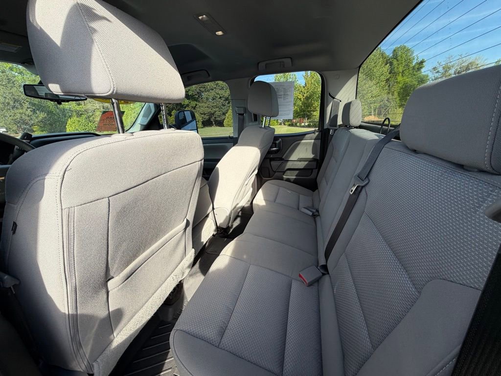 Used 2018 Chevrolet Silverado 1500 Custom w/ Custom Value Package AWD/4WD image 22