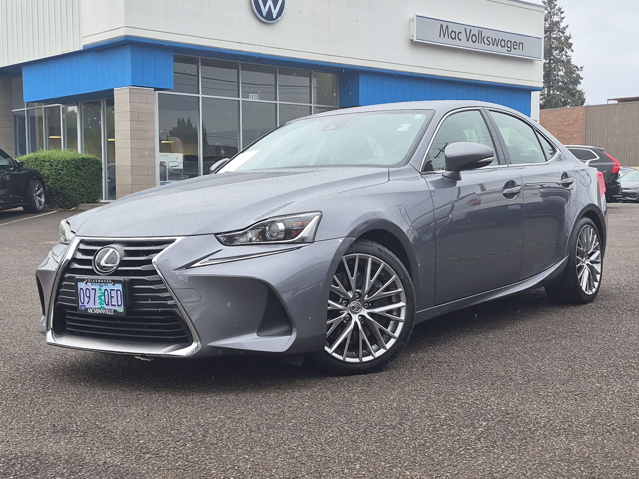 Used 2017 Lexus IS 300 AWD image 1