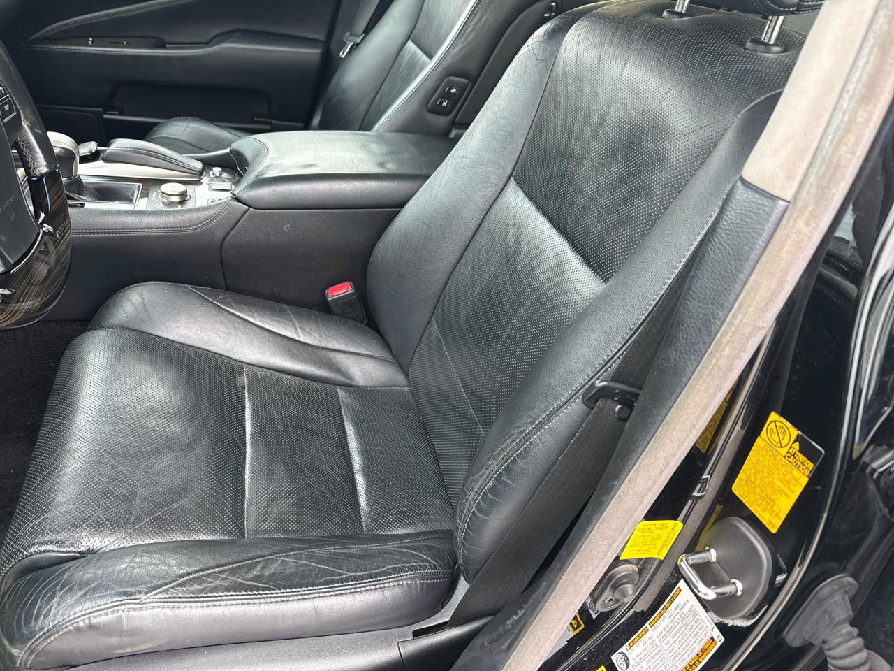 Used 2013 Lexus LS 460 AWD w/ Comfort Pkg image 35