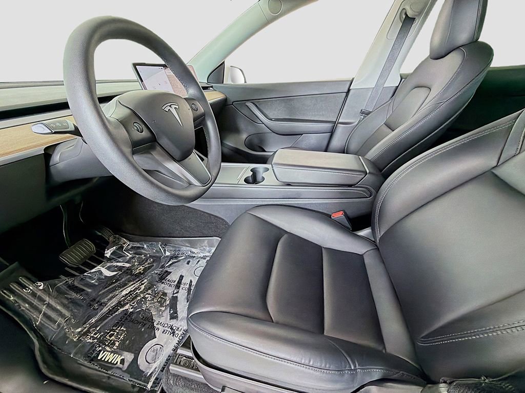 Used 2021 Tesla Model Y Long Range image 22