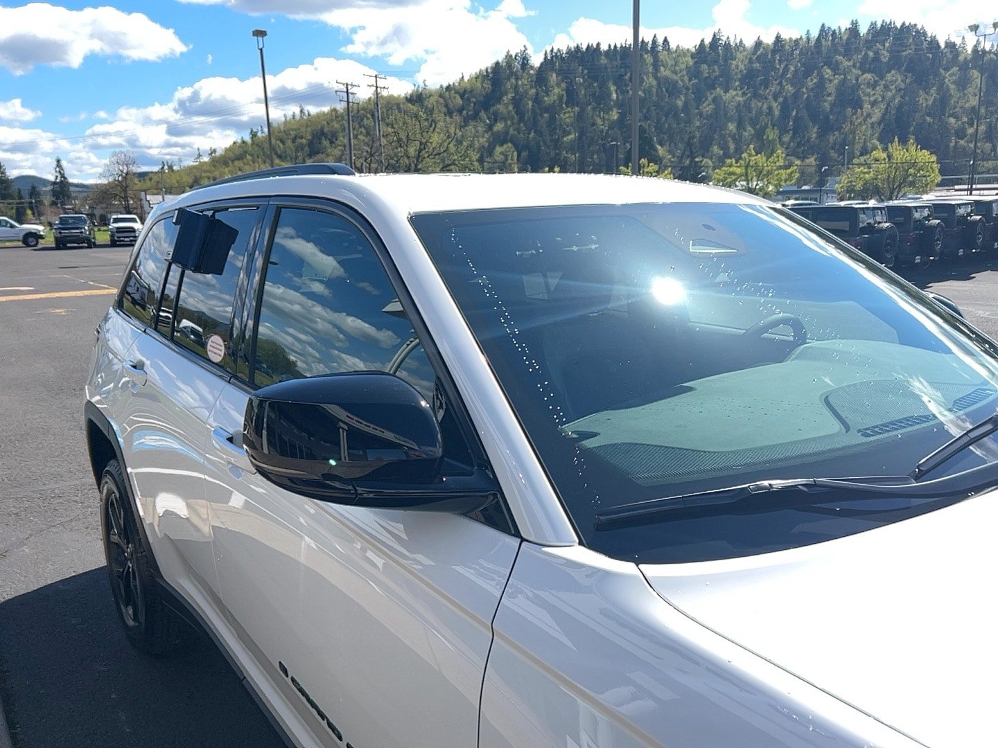 New 2026 Jeep Grand Cherokee Altitude AWD/4WD image 16