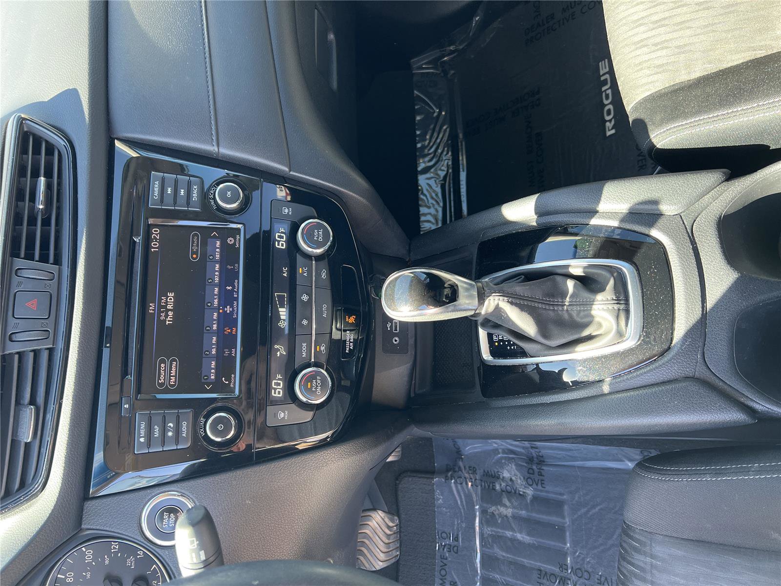 Used 2018 Nissan Rogue SV w/ Premium Package AWD/4WD image 12