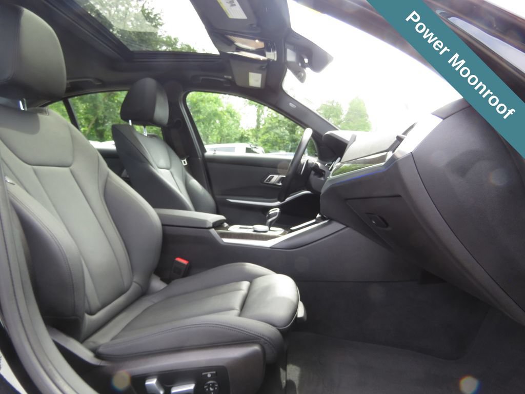 Used 2020 BMW 330i xDrive Sedan w/ Convenience Package AWD/4WD image 13