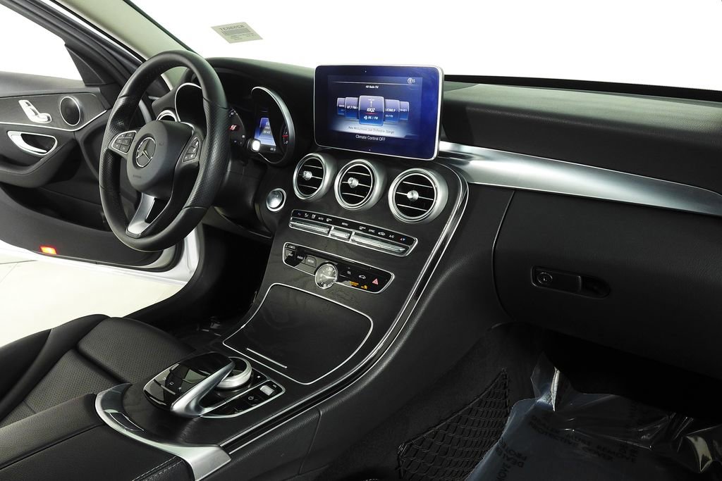 Used 2016 Mercedes-Benz C 300 Sedan image 13