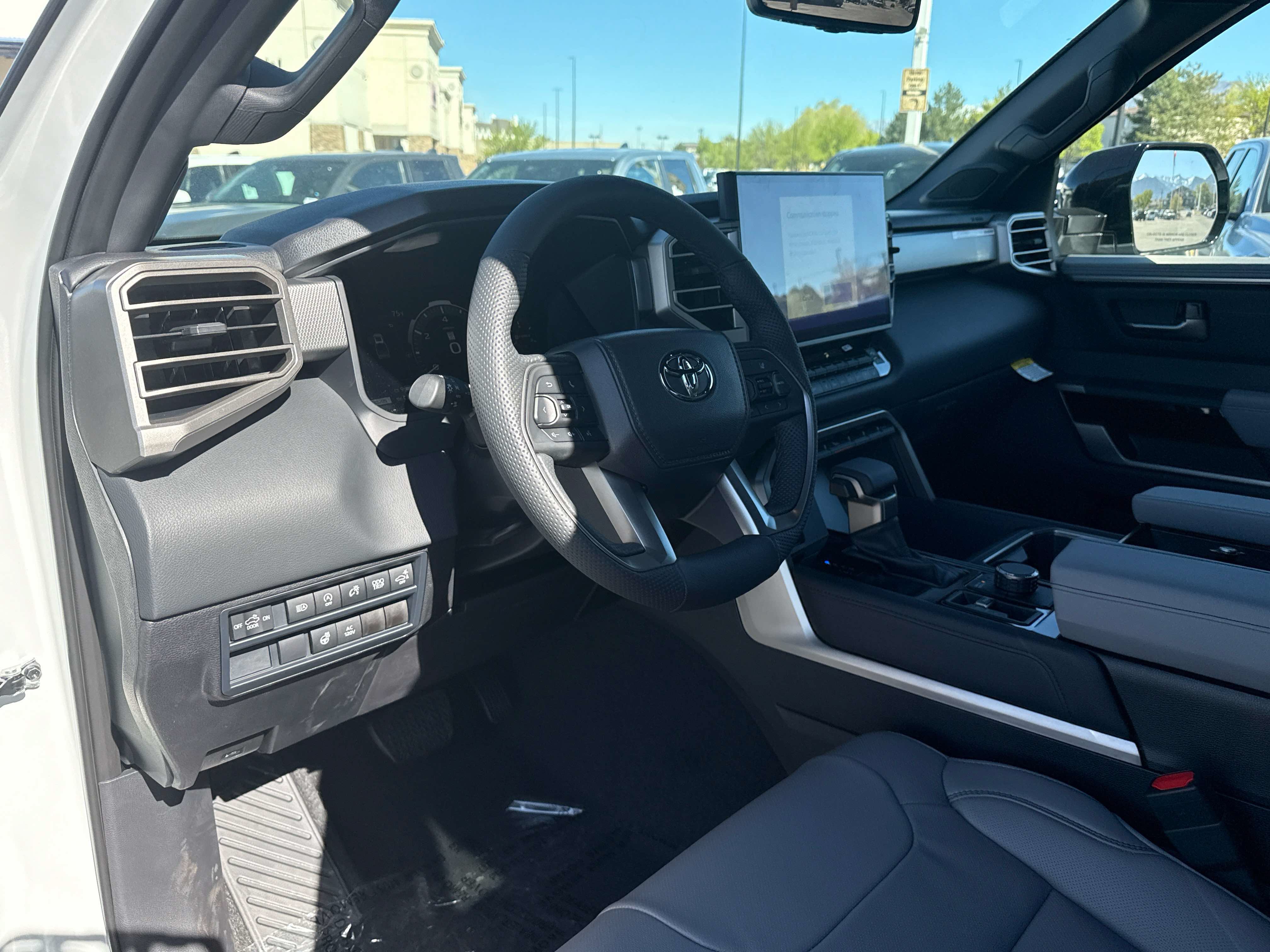 New 2026 Toyota Tundra Limited AWD/4WD image 7