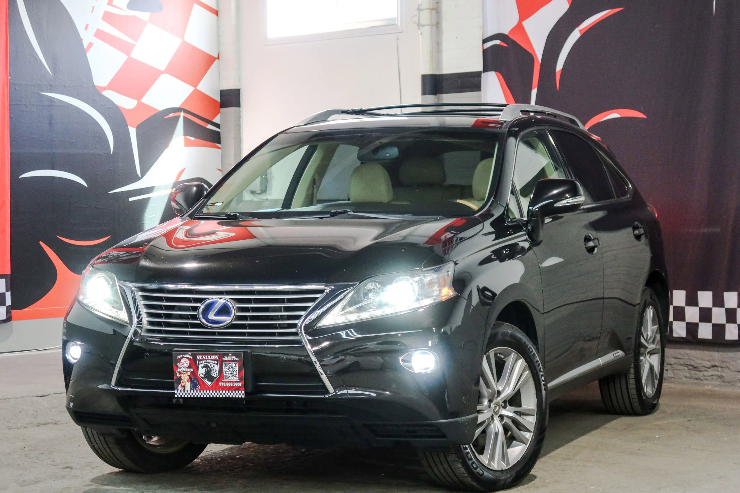Used 2015 Lexus RX 450h AWD image 1