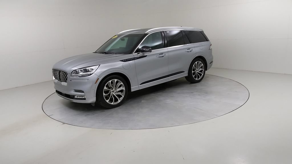 Used 2023 Lincoln Aviator Grand Touring w/ Equipment Group 301A AWD/4WD image 21