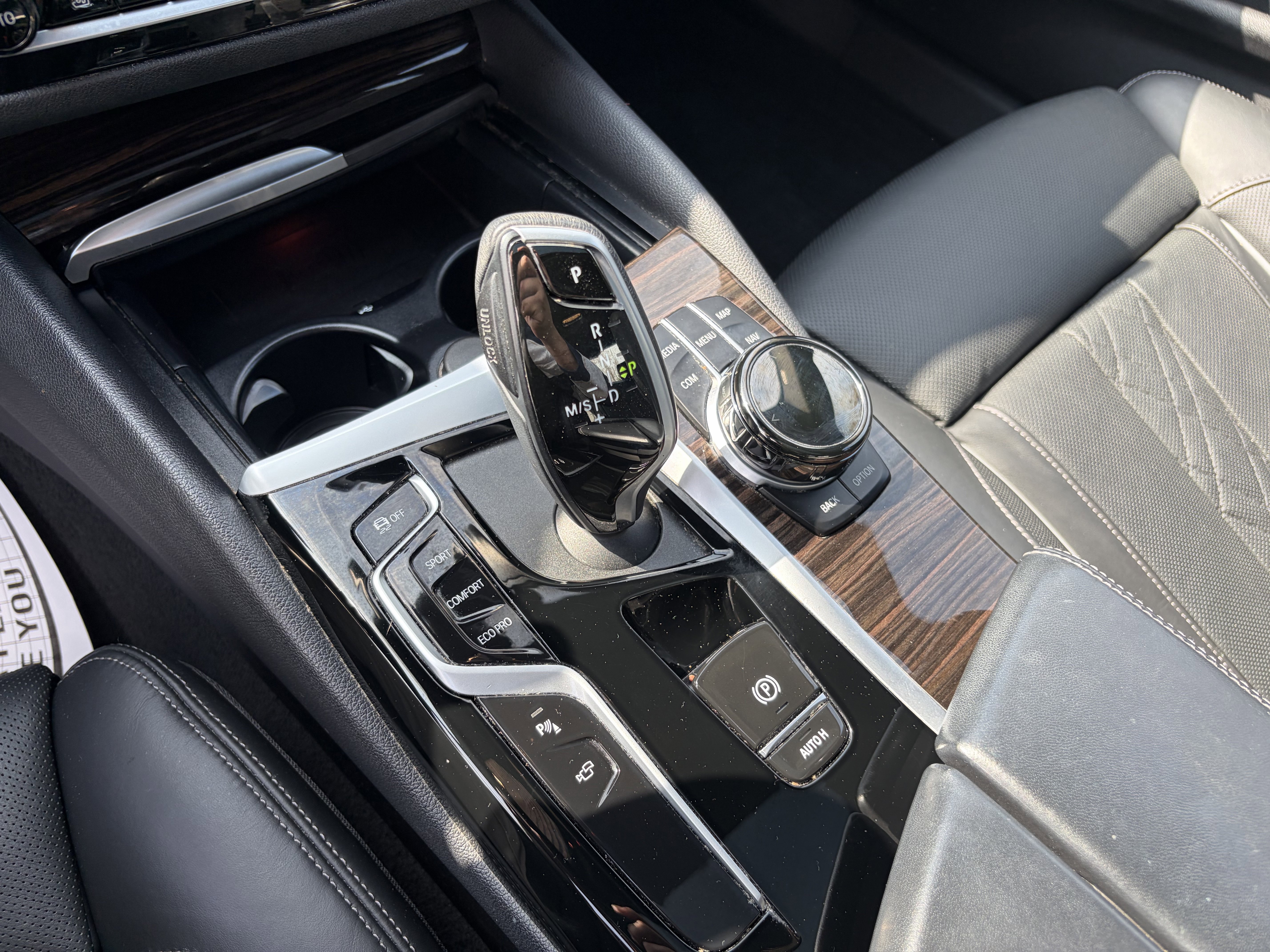 Used 2021 BMW 540i xDrive w/ Executive Package image 15