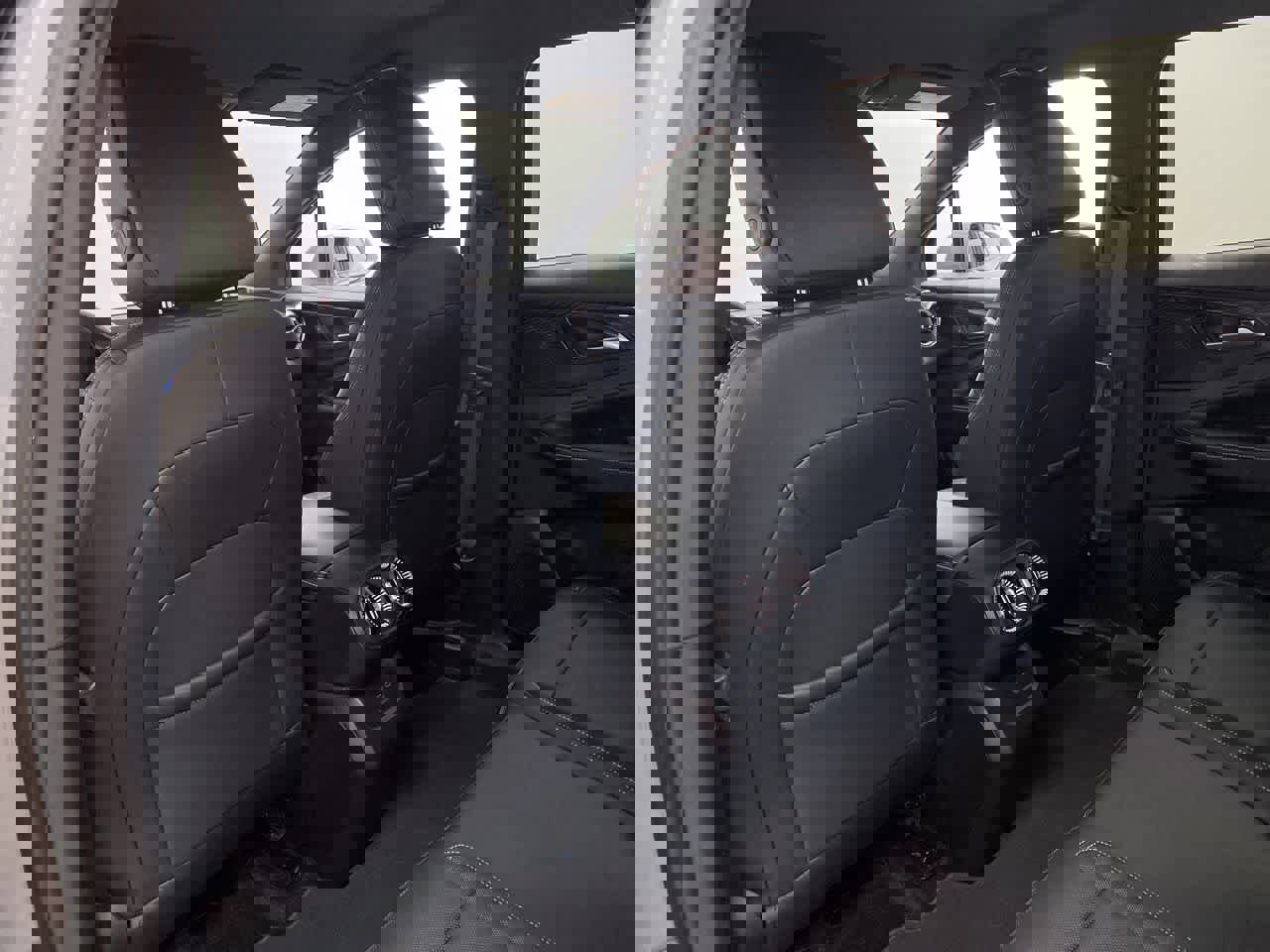 Used 2024 Chevrolet Blazer EV LT AWD/4WD image 15