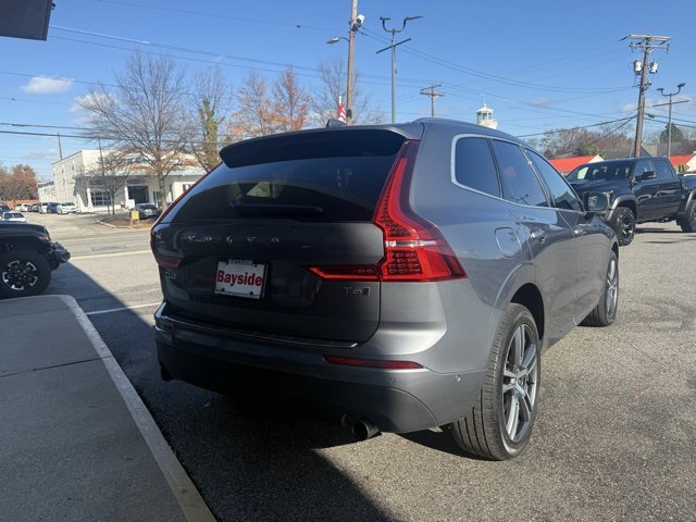 Used 2018 Volvo XC60 T6 Momentum w/ Convenience Package image 19