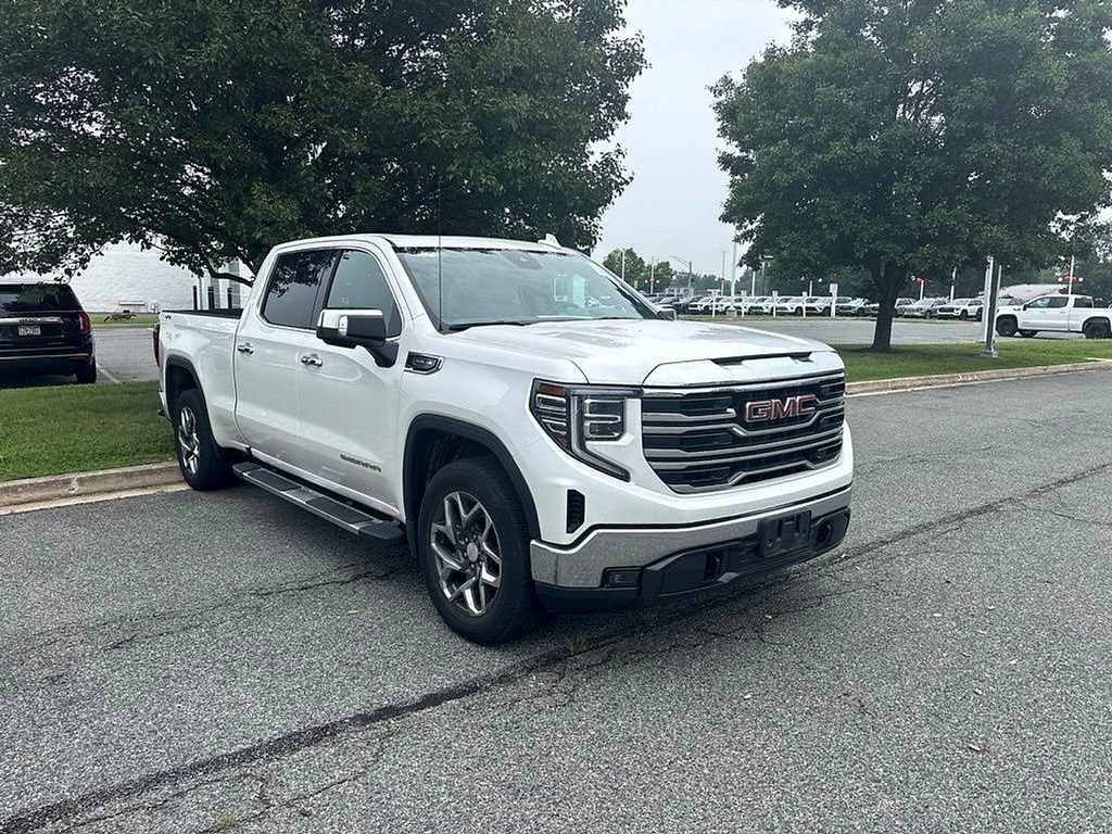 Used 2022 GMC Sierra 1500 SLT w/ SLT Convenience Package