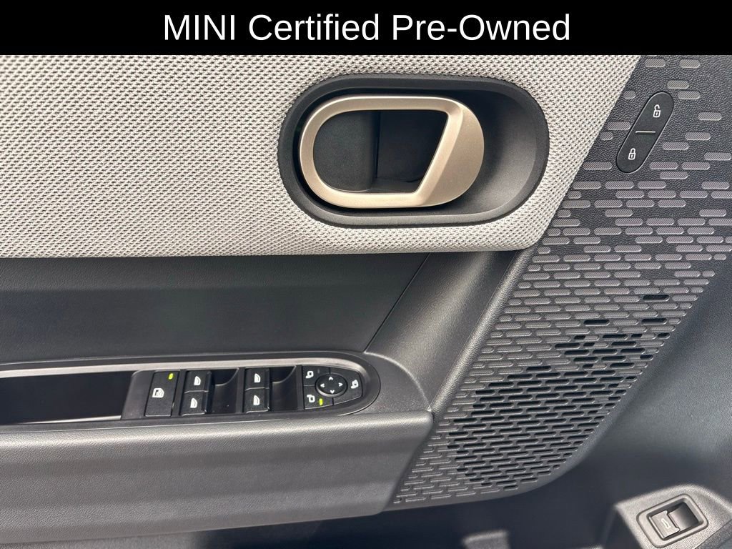 Used 2025 MINI Cooper S image 30