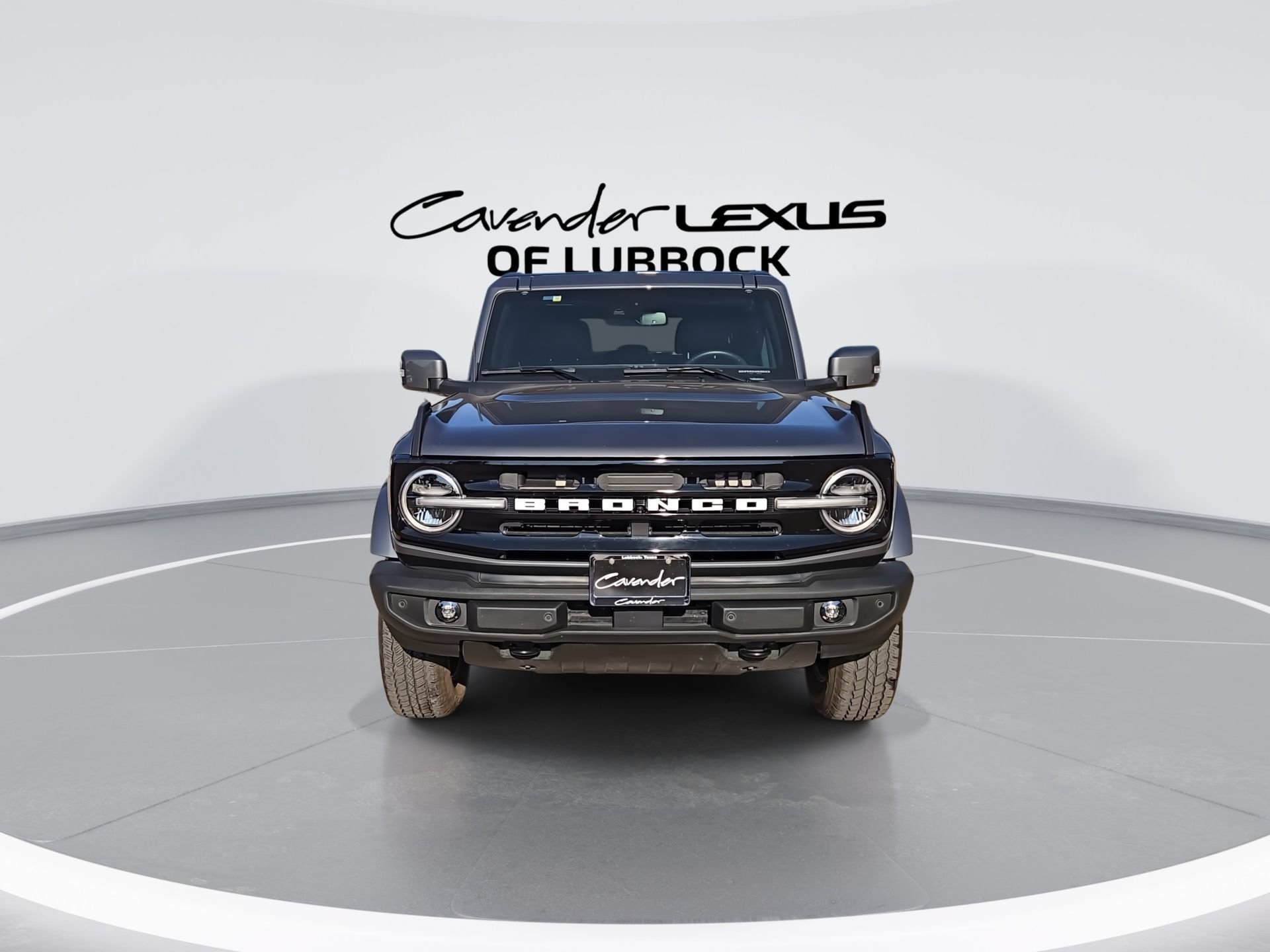 Used 2024 Ford Bronco Outer Banks AWD/4WD image 3