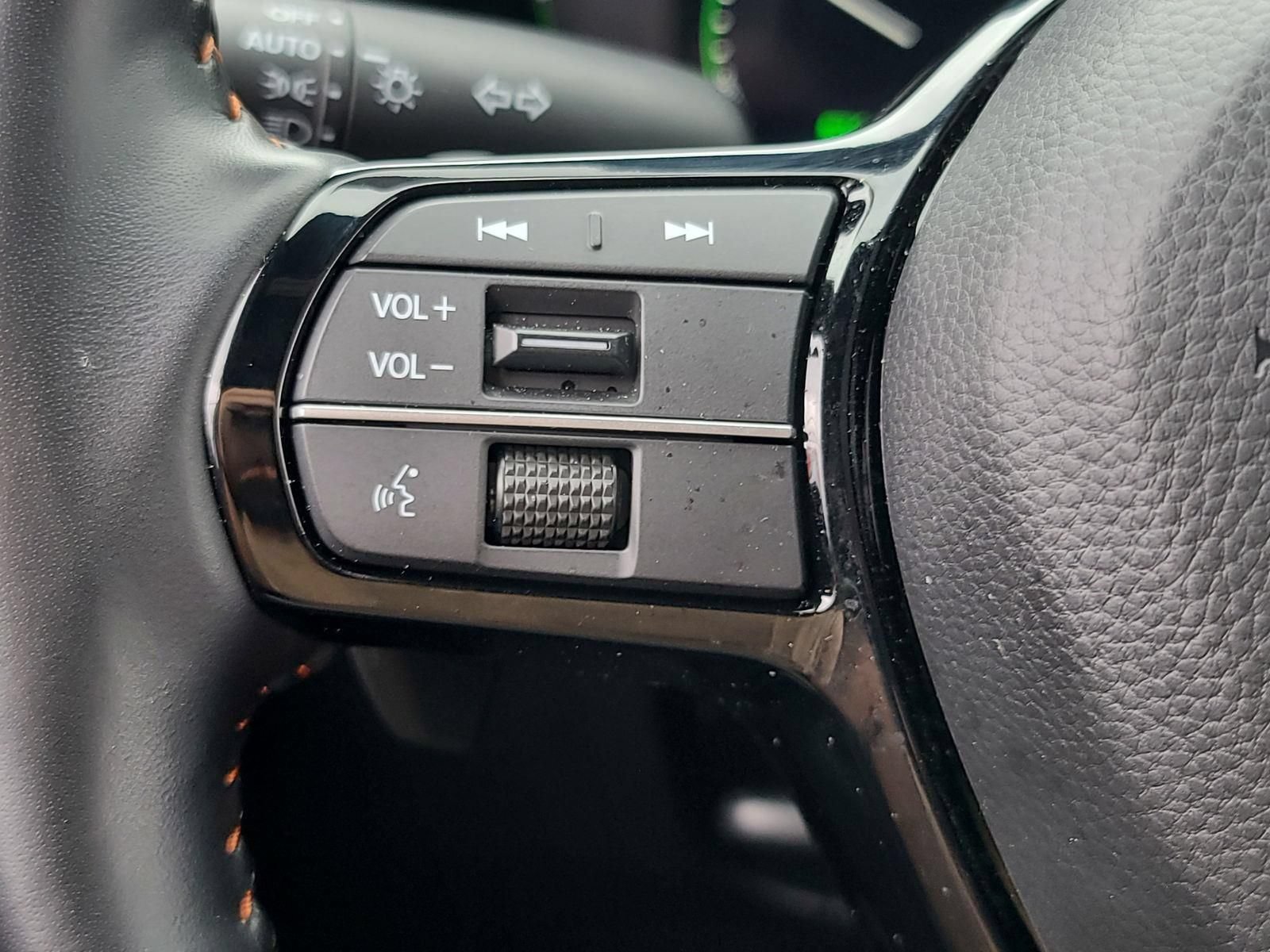 Used 2026 Honda CR-V Sport Touring image 30