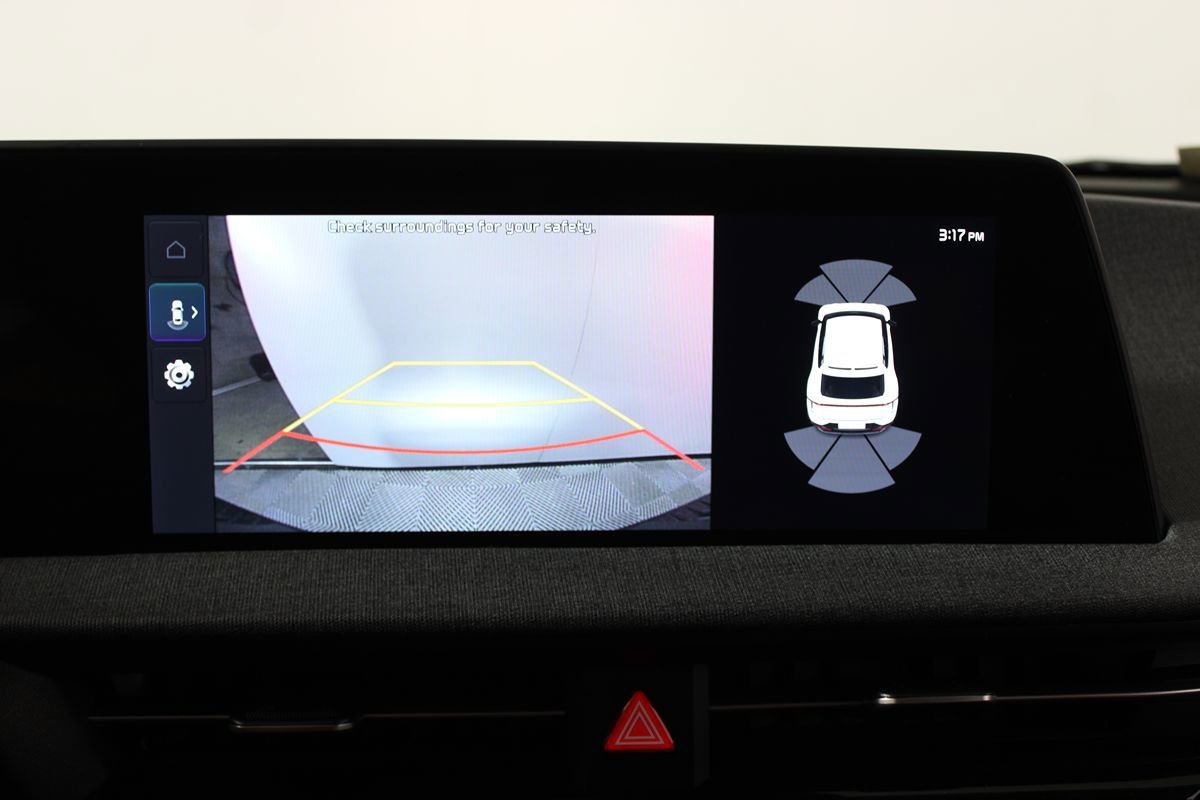 Used 2024 Kia EV6 Wind RWD image 19