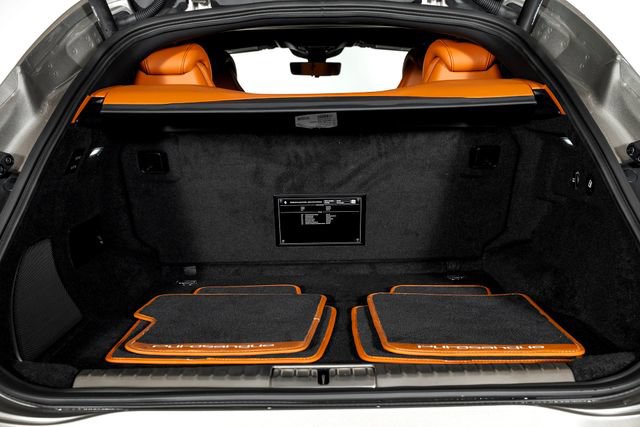 Certified 2025 Ferrari Purosangue AWD/4WD image 9