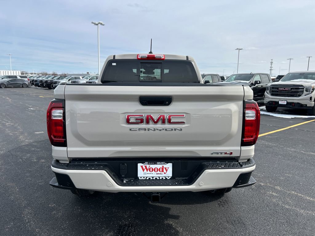 New 2026 GMC Canyon AT4 w/ AT4 Premium Package AWD/4WD image 8
