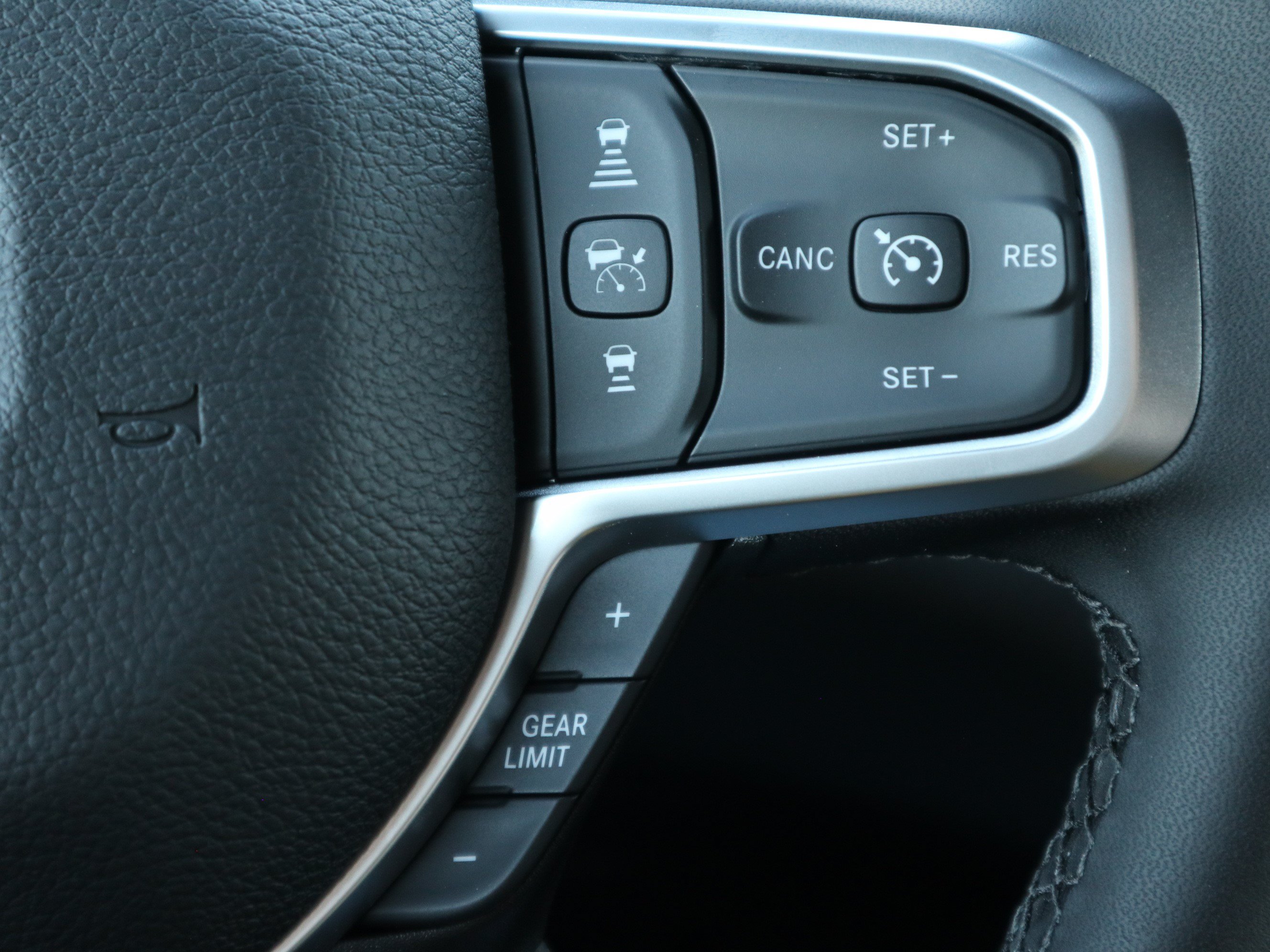 New 2026 RAM 3500 Tradesman AWD/4WD image 28