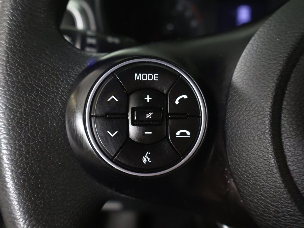 Used 2022 Kia Soul LX w/ Technology Package image 37