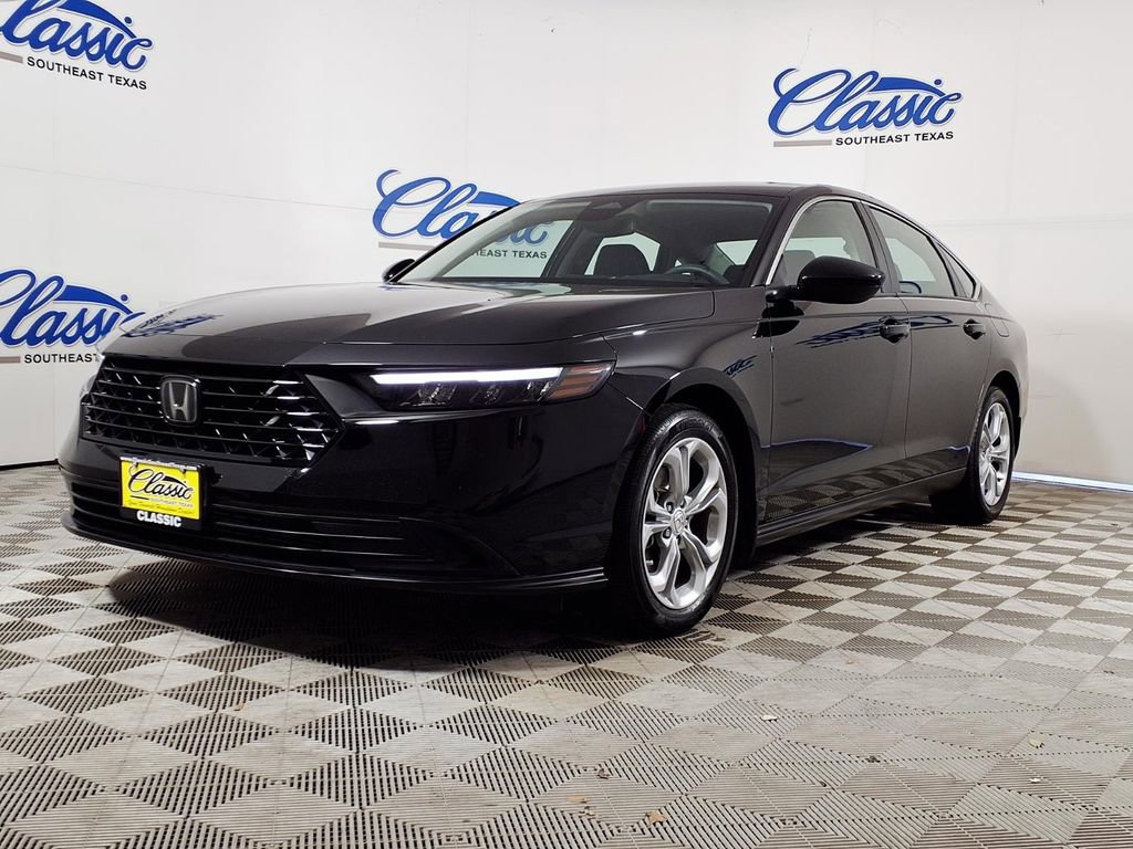 Used 2023 Honda Accord LX image 5