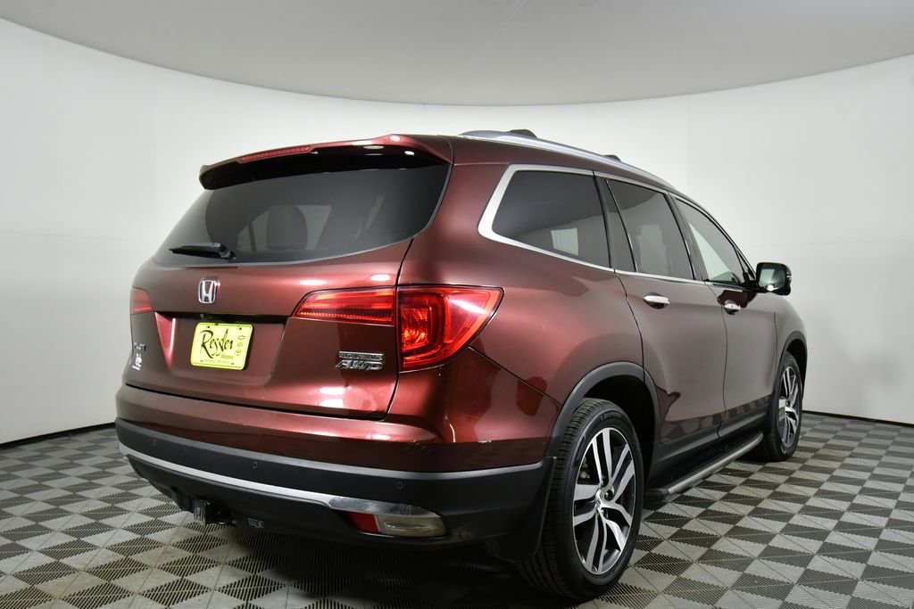 Used 2018 Honda Pilot Touring image 11