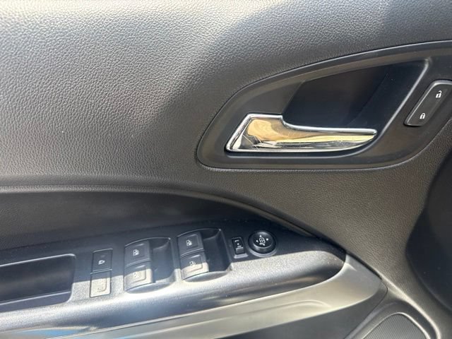 Used 2018 Chevrolet Colorado LT w/ LT Convenience Package RWD image 12