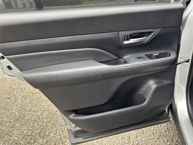 Used 2025 Toyota Grand Highlander AWD image 22