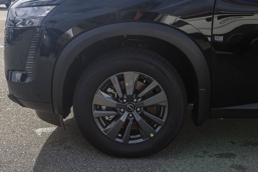 New 2026 Nissan Pathfinder SV FWD image 11