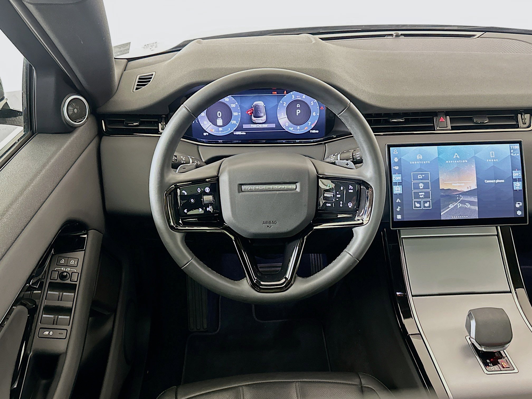 Used 2024 Land Rover Range Rover Evoque S image 18